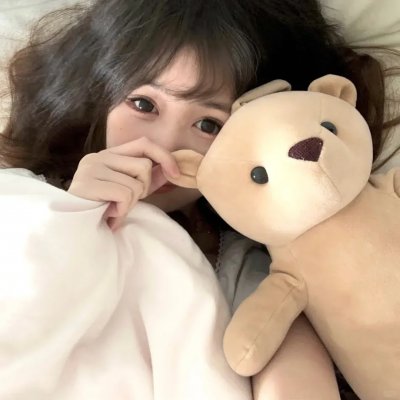 燕子与鹦鹉